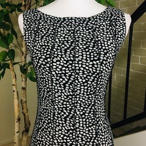 Beautiful black & white coffee bean, size S